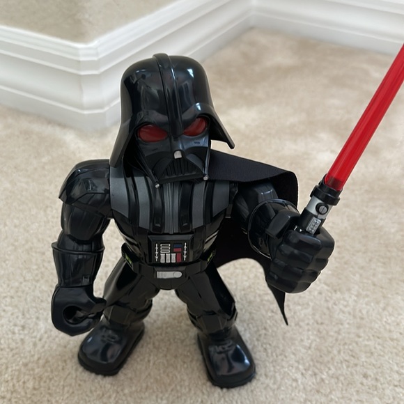 Mega Mighties Galactic Heroes toddler Star Wars and Marvel action figures - Picture 6 of 9